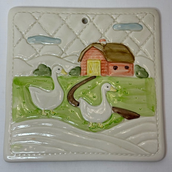 1982 Otagiri Duck Barn Ceramic Tile Wall Hanging Plaque Trivet 7 inch Square - Picture 1 of 4